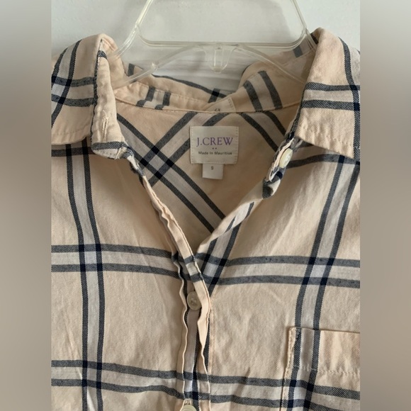 J.CREW “boy fit” button up long sleeve blouse size Small - Picture 3 of 5